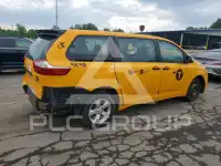 2016 Toyota SIENNA фото