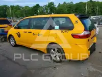 2016 Toyota SIENNA фото