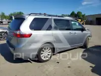 2016 Toyota SIENNA фото
