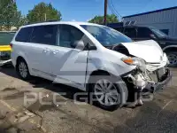 2016 Toyota SIENNA фото
