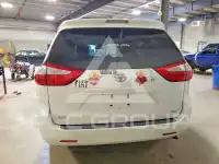 2016 Toyota SIENNA фото