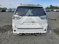 2016 Toyota SIENNA фото