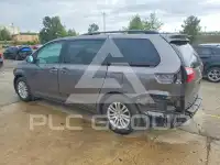 2016 Toyota SIENNA photo