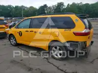 2016 Toyota SIENNA фото