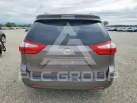 2016 Toyota SIENNA фото
