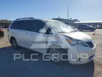 2016 Toyota SIENNA фото