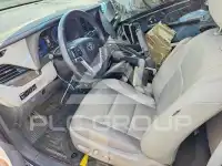 2016 Toyota SIENNA photo