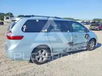 2016 Toyota SIENNA фото