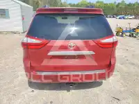 2016 Toyota SIENNA фото