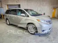 2016 Toyota SIENNA photo