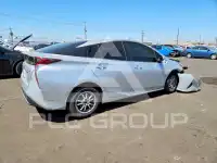 2016 Toyota PRIUS фото