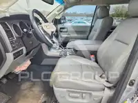 2016 Toyota SEQUOIA фото