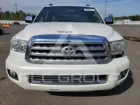 2016 Toyota SEQUOIA фото