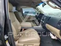 2016 Toyota SEQUOIA фото