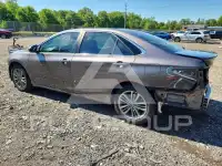 2016 Toyota CAMRY фото