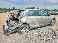 2016 Toyota CAMRY фото
