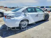 2016 Toyota CAMRY фото
