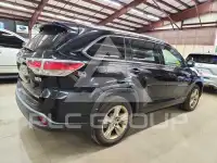 2016 Toyota Highlander photo