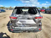 2016 Toyota Highlander фото