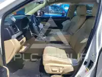 2016 Toyota Highlander фото