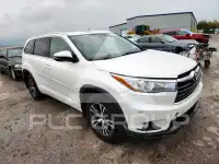 2016 Toyota Highlander photo