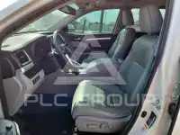 2016 Toyota Highlander photo