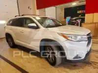 2016 Toyota Highlander photo