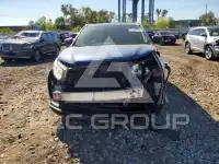 2016 Toyota Highlander photo