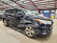 2016 Toyota Highlander photo