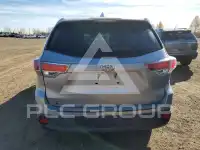 2016 Toyota Highlander photo