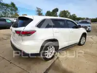 2016 Toyota Highlander photo