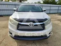 2016 Toyota Highlander photo