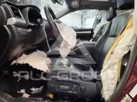 2016 Toyota Highlander photo