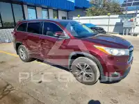 2016 Toyota Highlander photo