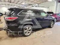 2016 Toyota Highlander photo