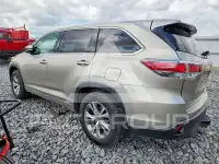 2016 Toyota Highlander photo