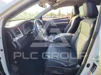 2016 Toyota Highlander photo