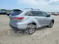 2016 Toyota Highlander photo