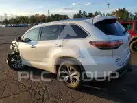 2016 Toyota Highlander photo