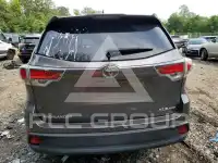 2016 Toyota Highlander photo