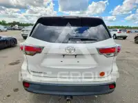 2016 Toyota Highlander photo