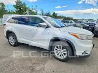2016 Toyota Highlander photo
