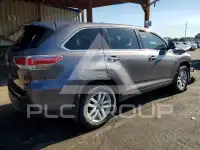 2016 Toyota Highlander photo