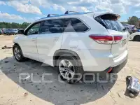 2016 Toyota Highlander photo