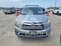 2016 Toyota Highlander photo
