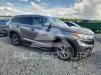 2016 Toyota Highlander фото