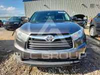 2016 Toyota Highlander photo
