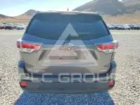 2016 Toyota Highlander photo