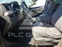 2016 Toyota Highlander photo