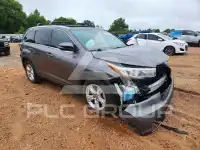 2016 Toyota Highlander фото